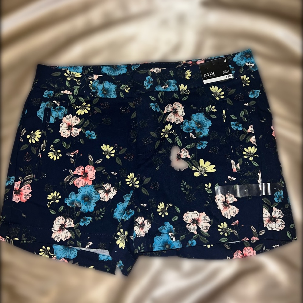 Black with floral print a.n.a Shorts